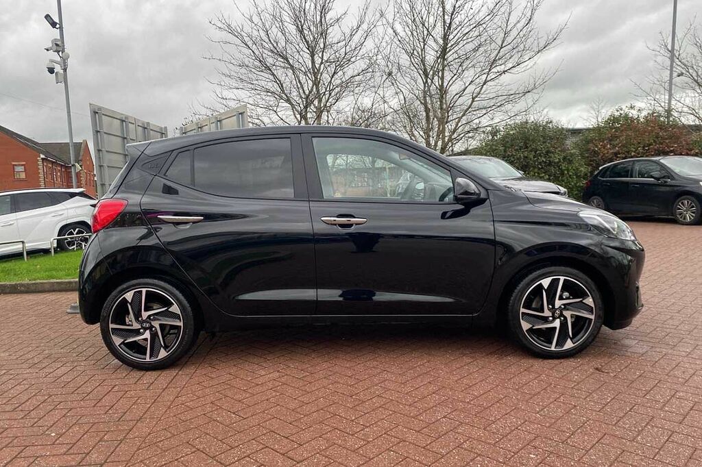 Hyundai I10 1.2 79 Premium Nav FG75UYB Black #4