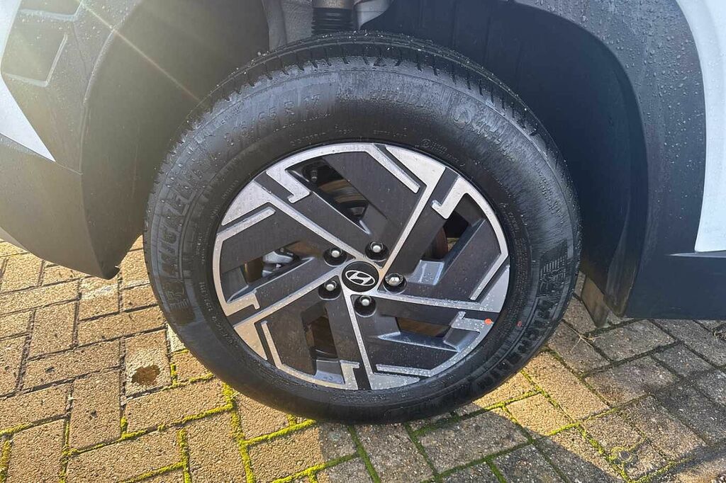 Hyundai Tucson 1.6T 150 Advance FV75AVZ White #5