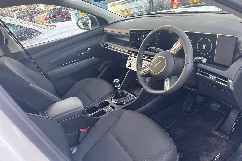 Hyundai Tucson 1.6T 150 Advance FV75AVZ White #6