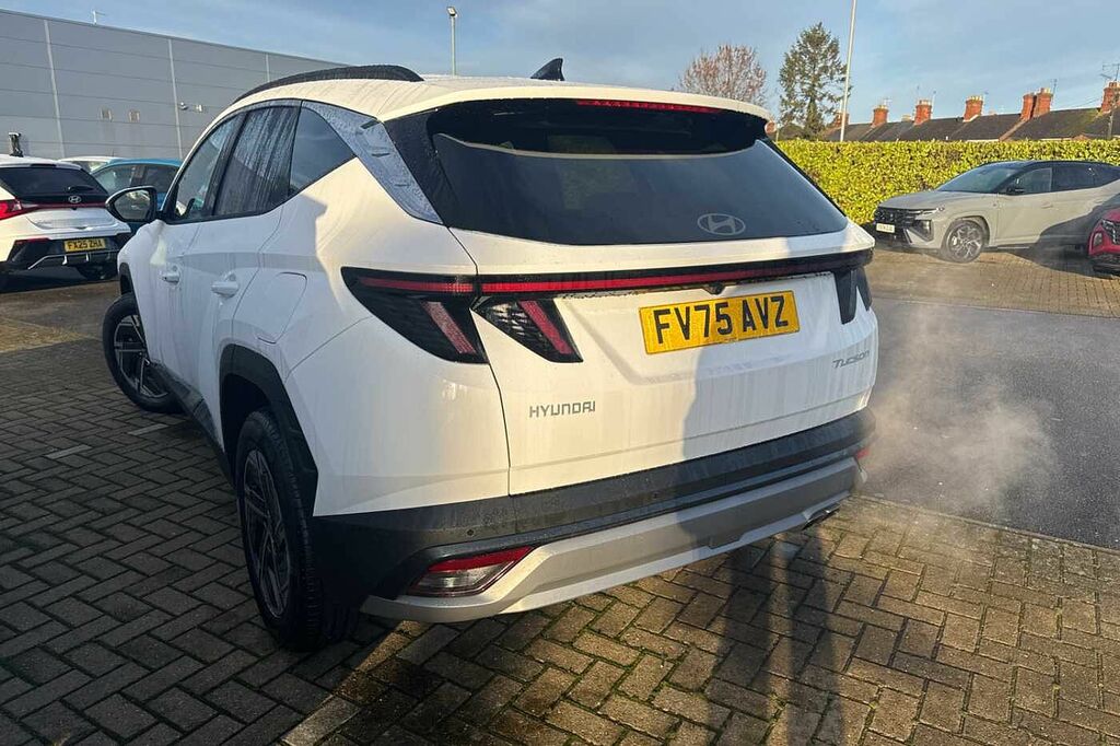 Hyundai Tucson 1.6T 150 Advance FV75AVZ White #3