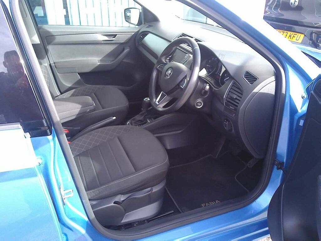 Skoda Fabia 1.0 Tsi 110 Se L Dsg DK18SXU Blue #4