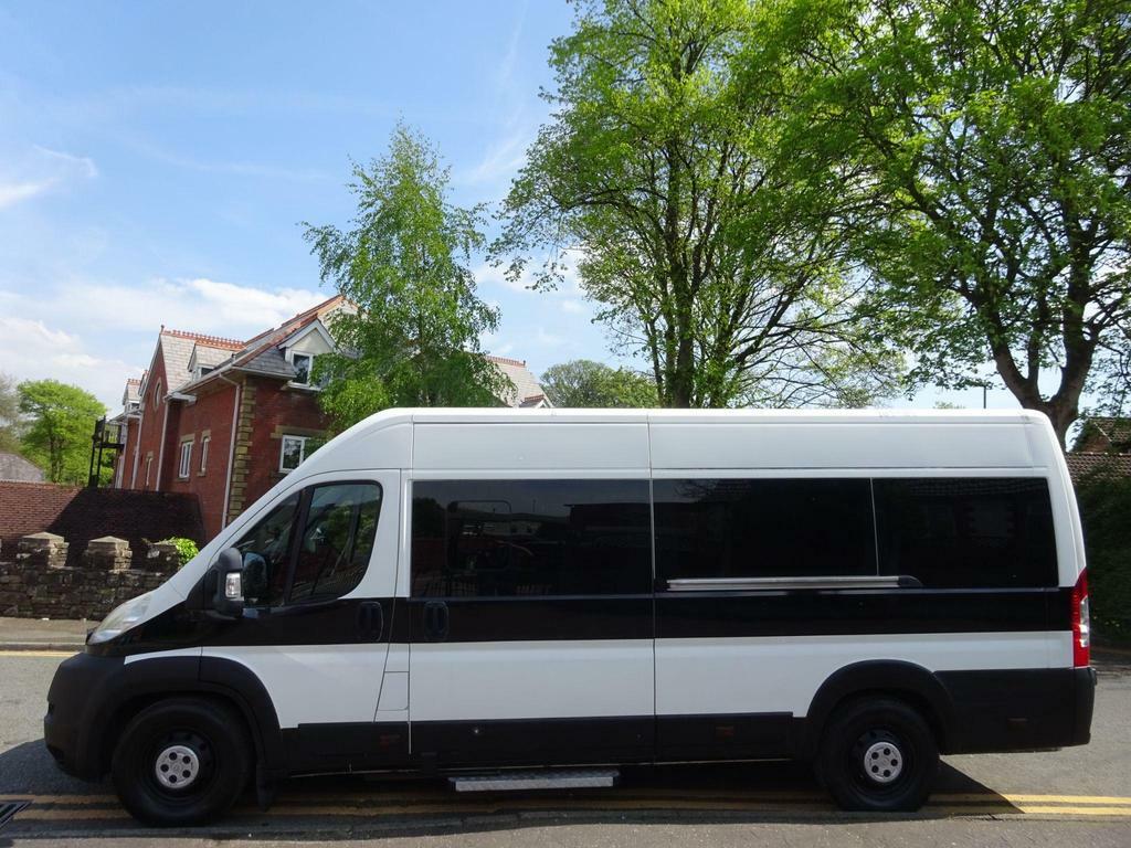 Peugeot Boxer 3.0 Hdi 440 Window Van White #6