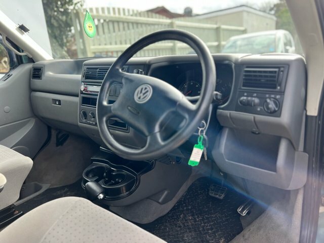 Volkswagen Caravelle 2.5 Td Gl 7 Seats Red #11