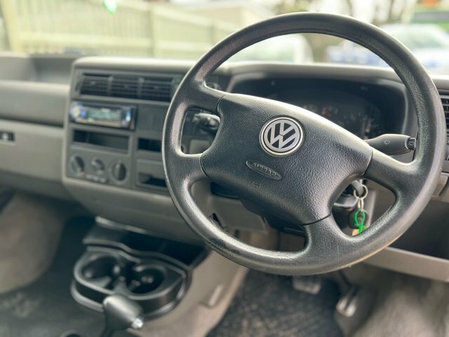 Volkswagen Caravelle 2.5 Td Gl 7 Seats Red #17