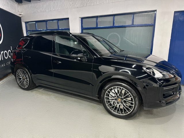 Porsche Cayenne 4.0T V8 Gpf Turbo Suv Tiptronics 4Wd Eu YS72NNB Black #2