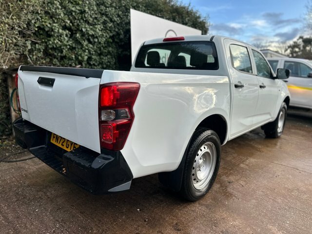 Isuzu D-Max 1.9 Td Utility Diff Lock Pickup Double Cab Die FN72GYE White #3