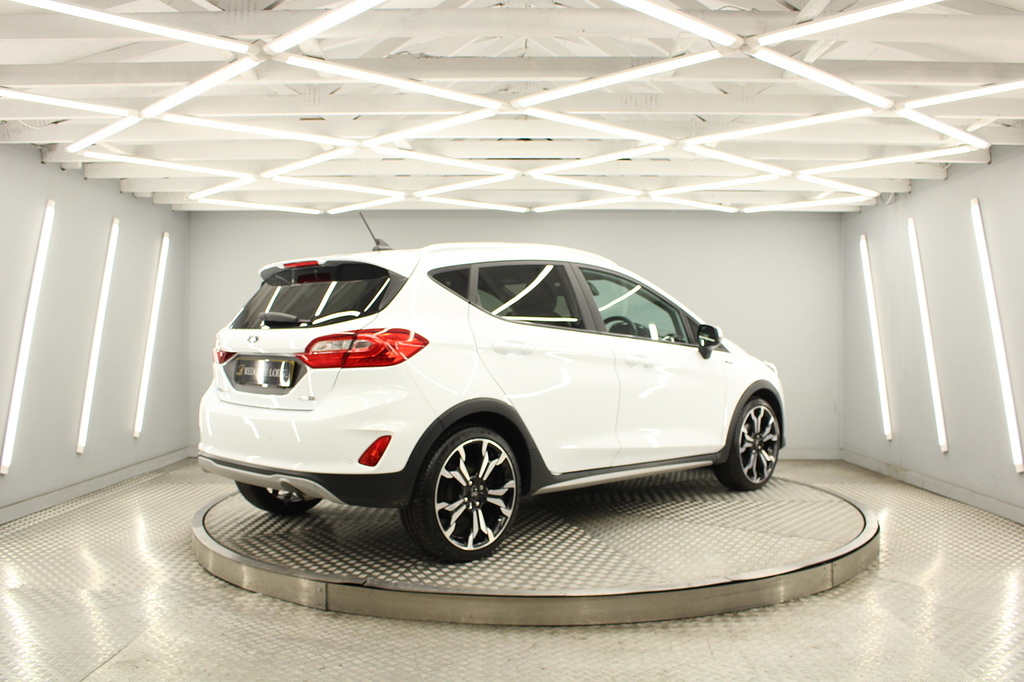 Ford Fiesta Hatchback YH71TKT White #3