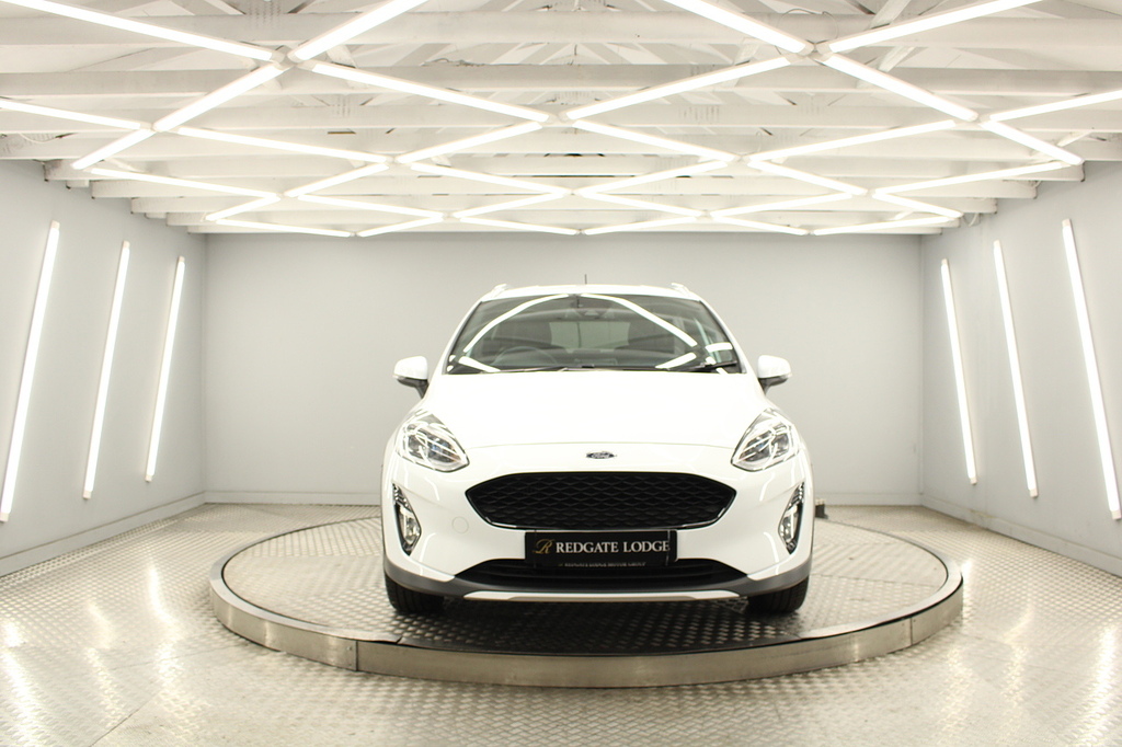 Ford Fiesta Hatchback YH71TKT White #6