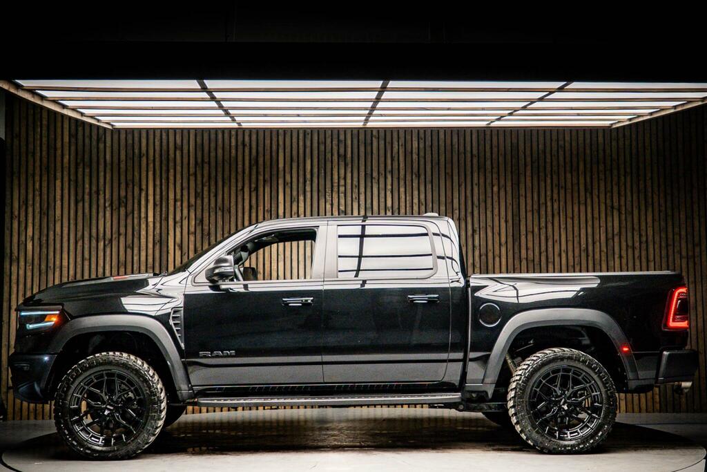 Dodge RAM 6.2 Supercharged Trx Black #4