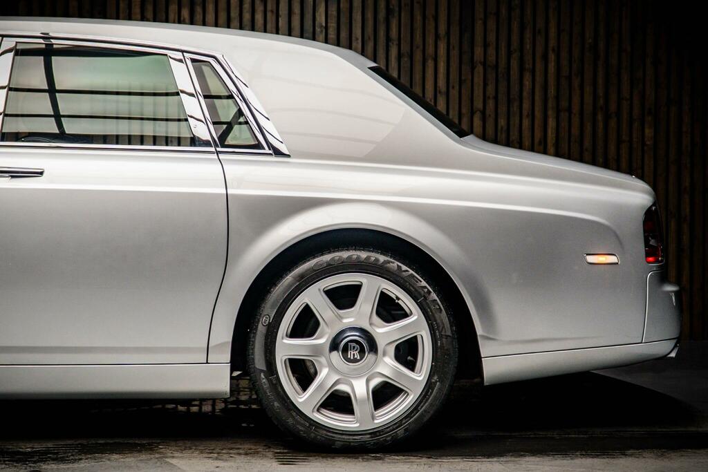 Rolls-Royce Phantom Swb Blue #19
