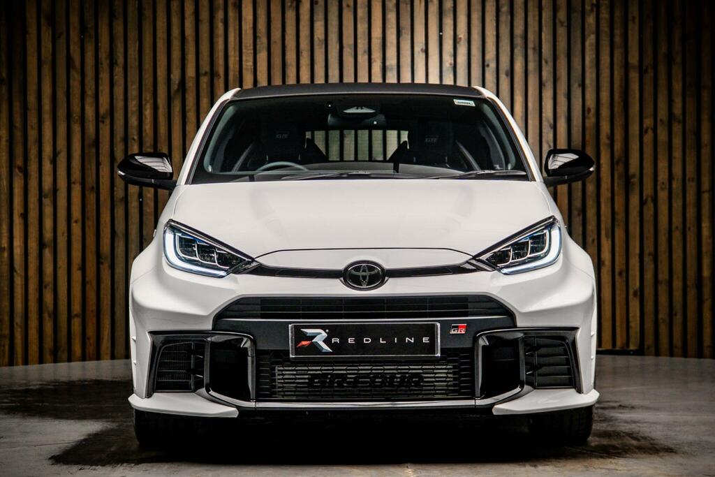Toyota Yaris 1.6T Gr Dat8 Awd Euro 6 White #5