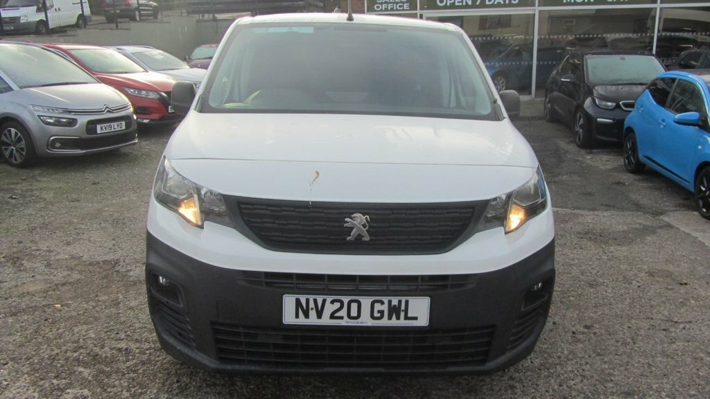 Peugeot Partner 1.5L Professional NV20GWL White #2