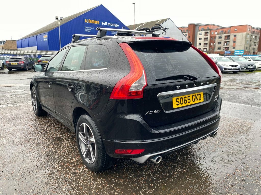 Volvo XC60 2.4L R-design Lux Nav SO65GKD Black #5
