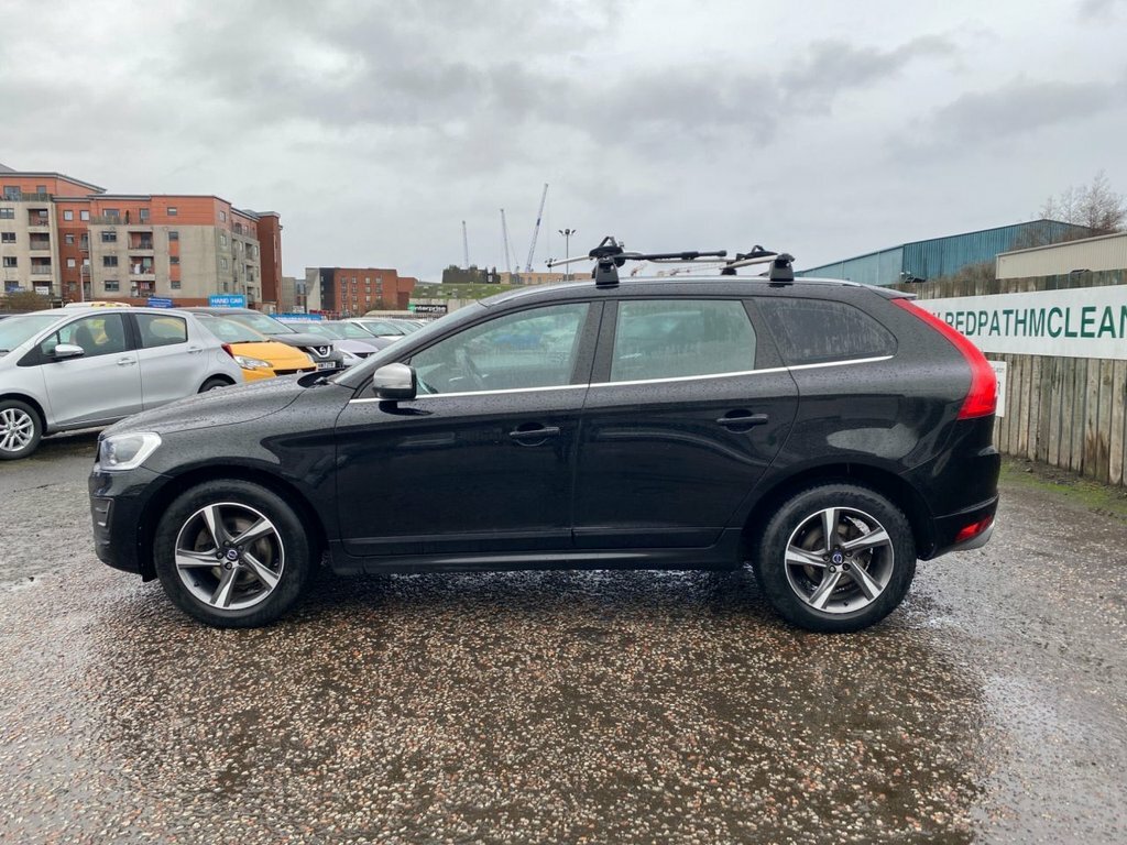 Volvo XC60 2.4L R-design Lux Nav SO65GKD Black #4