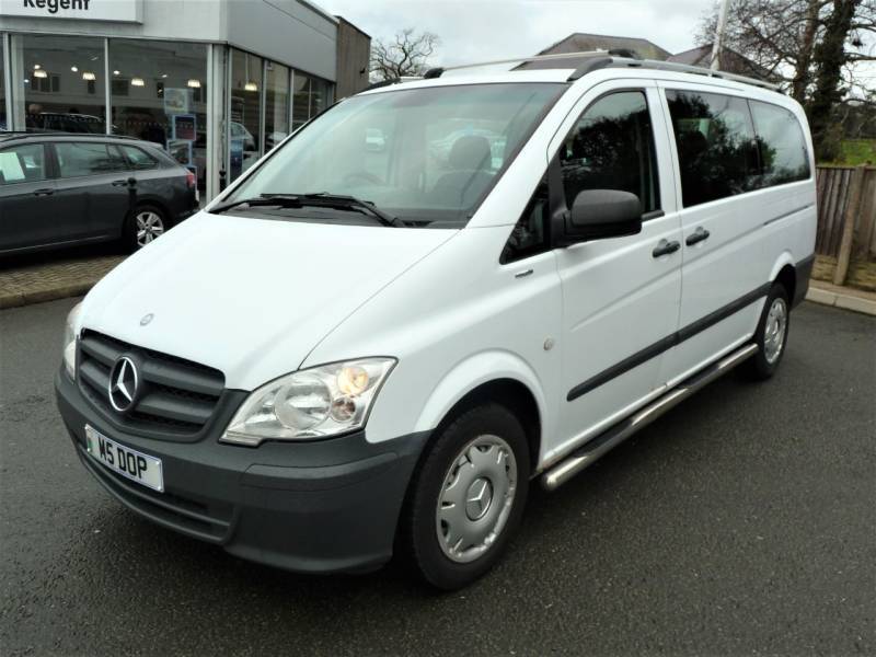 Mercedes-Benz Vito 2012 Traveliner 113Cdi Blueefficiency 8-Seater - 2 White #3