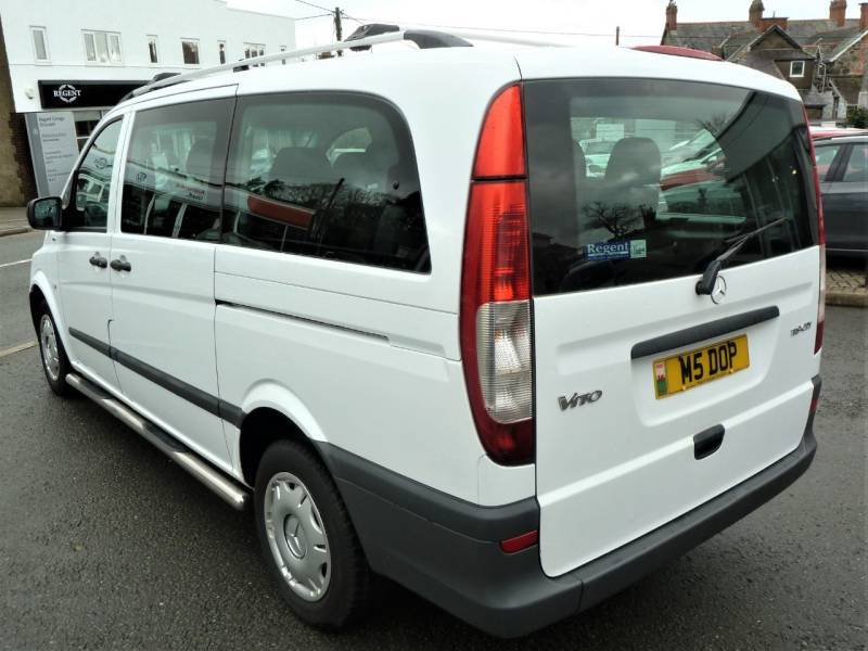 Mercedes-Benz Vito 2012 Traveliner 113Cdi Blueefficiency 8-Seater - 2 White #5