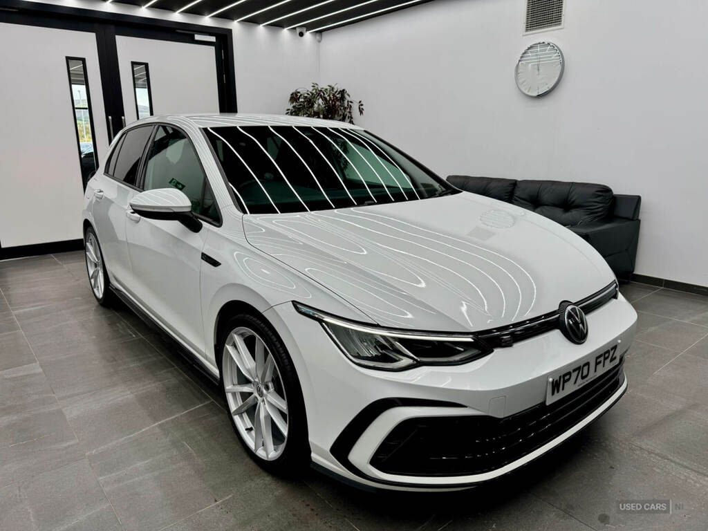 Volkswagen Golf 1.5 Tsi 150 R-line WP70FPZ White #4