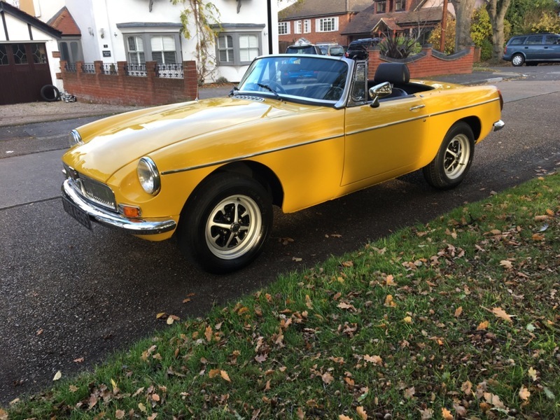 MG MGB Roadster Yellow #6