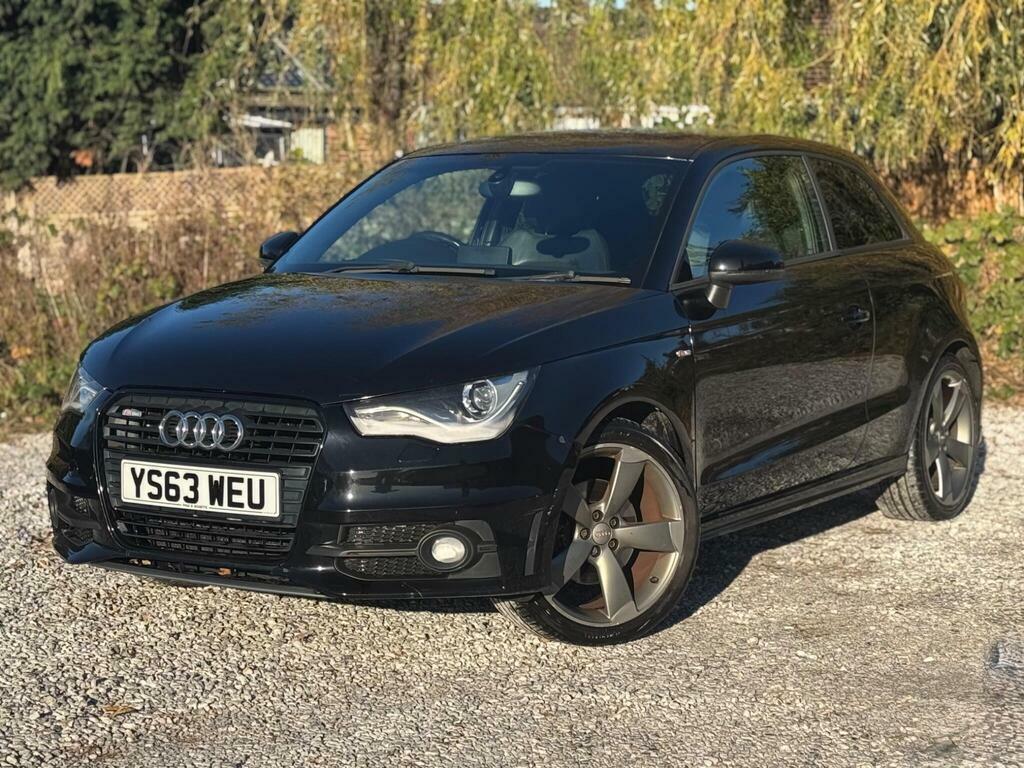 Audi A1 1.4 Tfsi Cod Black Edition Euro 5 S S YS63WEU Black #3