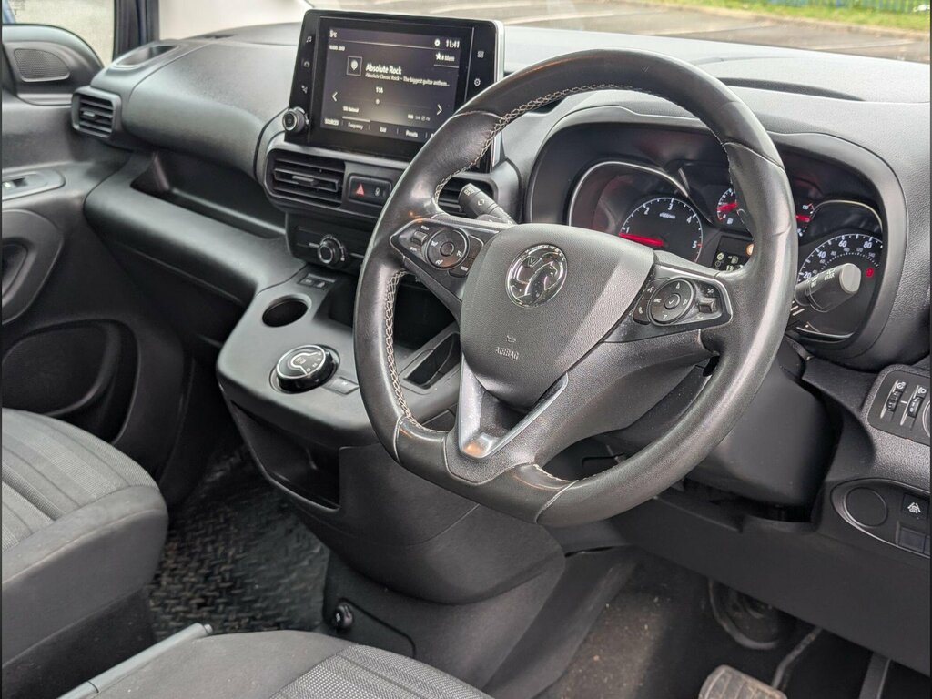 Vauxhall Combo Life 1.5 Turbo D Blueinjection Energy Euro 6 Ss Blue #3