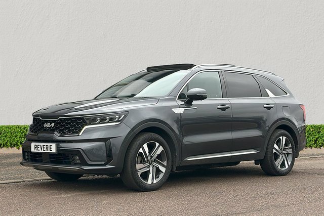 Kia Sorento 1.6 T-gdi 13.8Kwh 4 Suv Plug-in Hybrid Grey #3