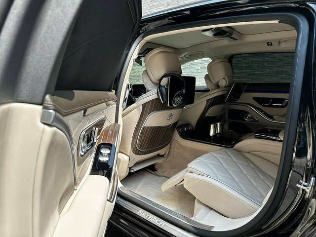 Mercedes-Benz Maybach S Class 6.0 S680 V12 First Class Saloon G-troni Black #31