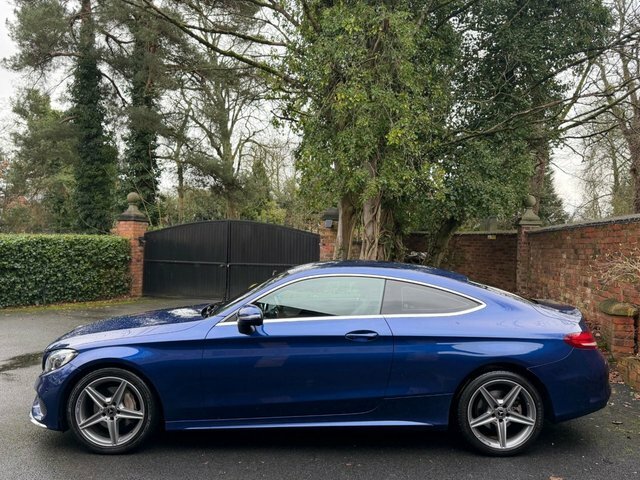 Mercedes-Benz C Class 2018 2.0 C200 Amg Line Coupe G-tronic LS68ZUD Blue #2