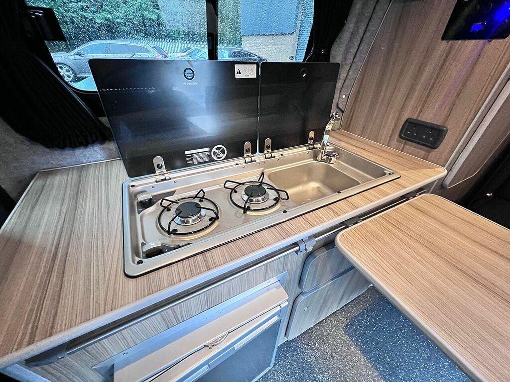 Ford Transit Custom Custom Campervan EJ17HJV #3