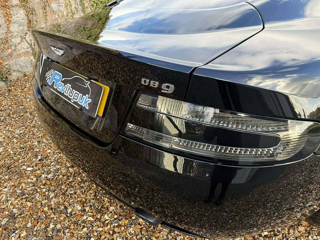 Aston Martin DB9 V12 Black #6