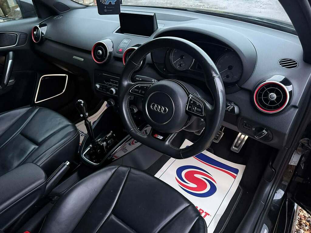 Audi S1 Tfsi Competition Black #5