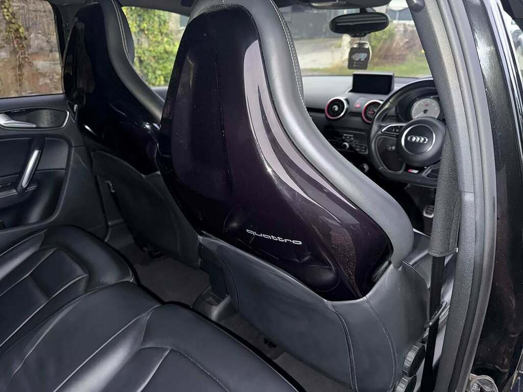 Audi S1 Tfsi Competition Black #4