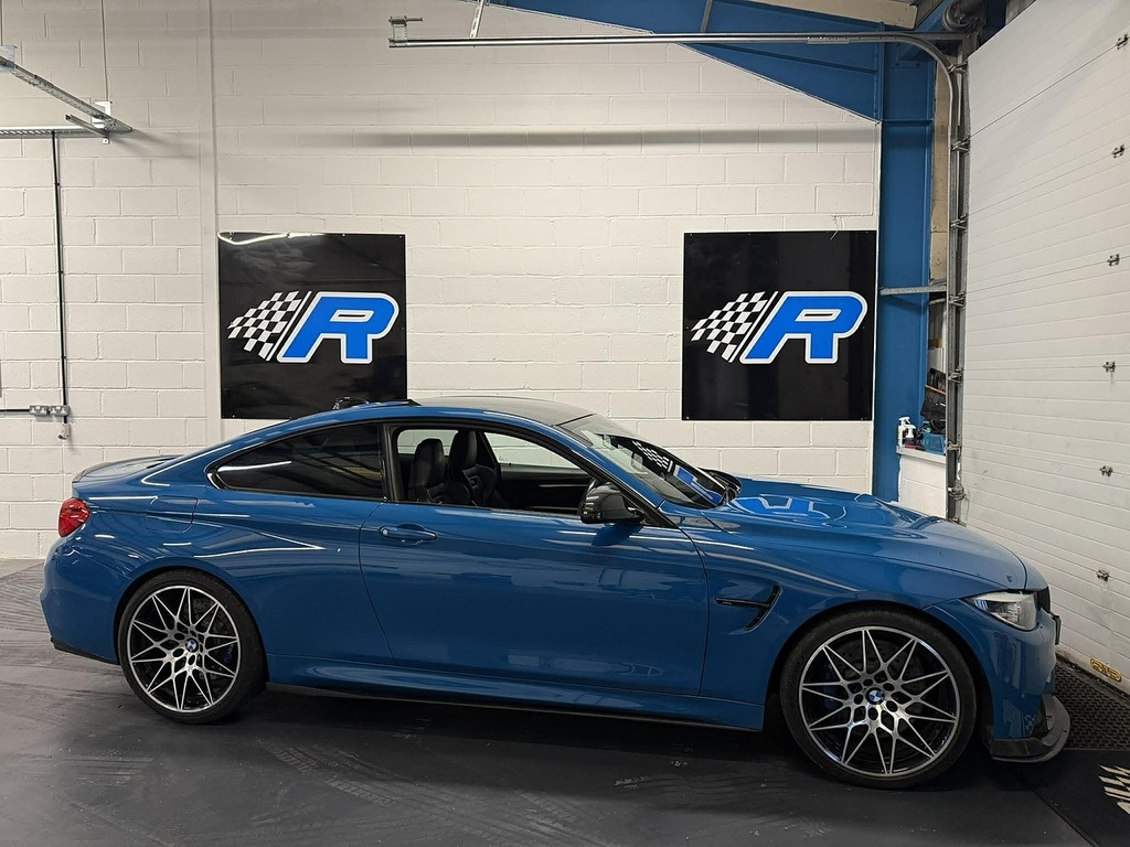 BMW M4 Biturbo Competition