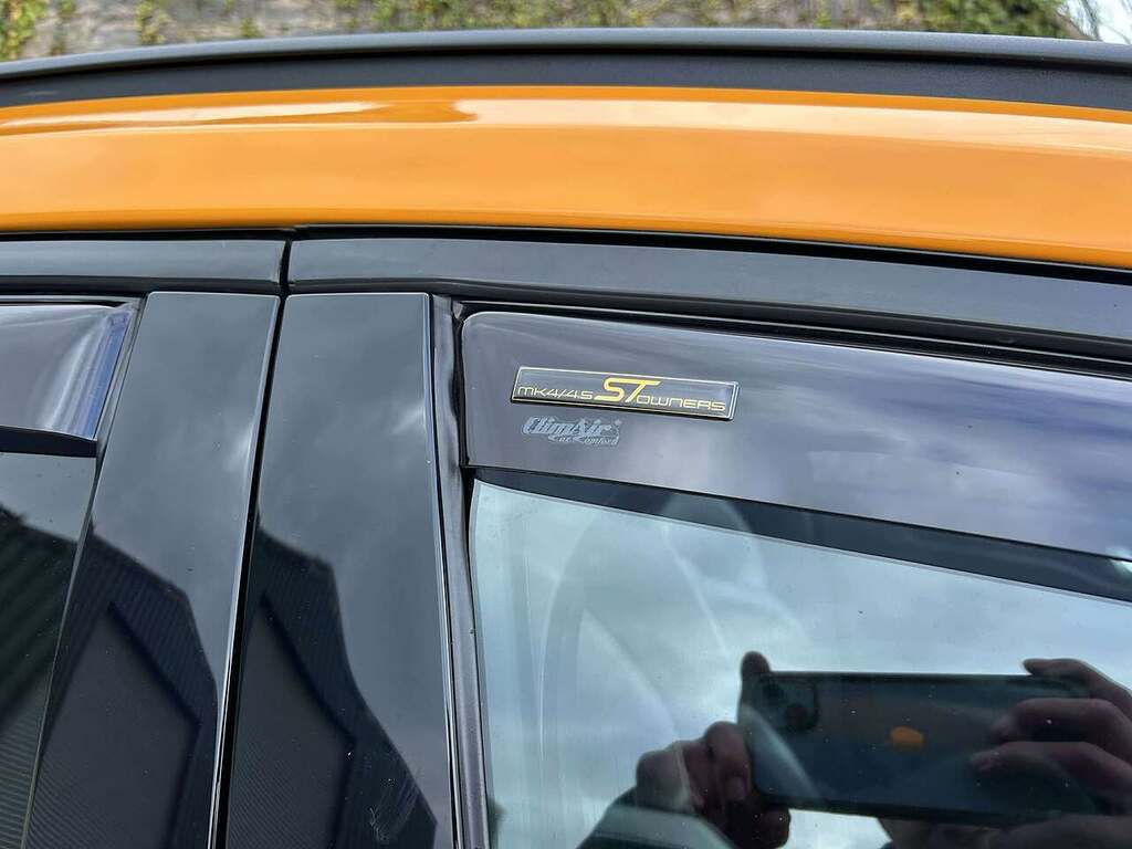 Ford Focus T Ecoboost St AJ69UAU Orange #3