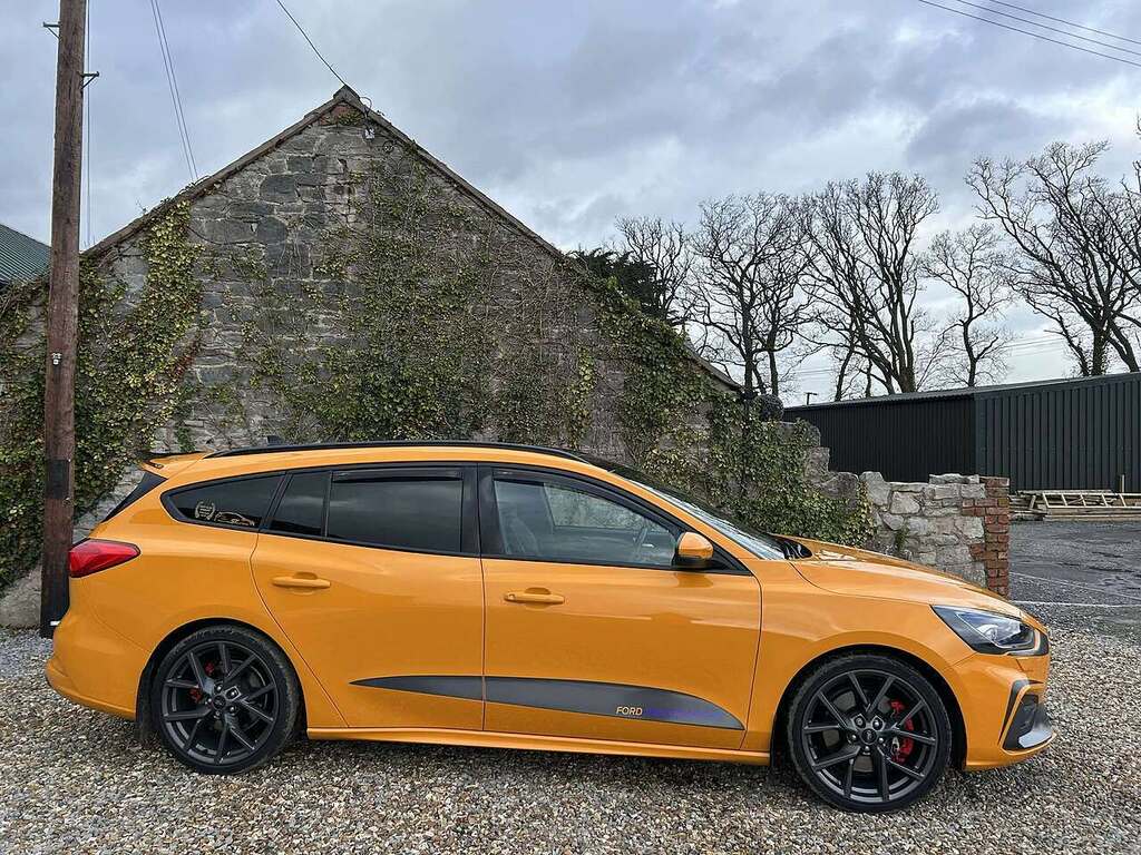 Ford Focus T Ecoboost St AJ69UAU Orange #4