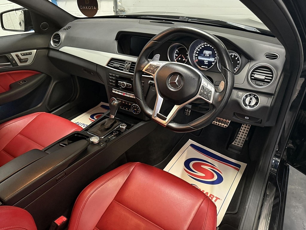 Mercedes-Benz C Class C63 V8 Amg Edition 125 #5