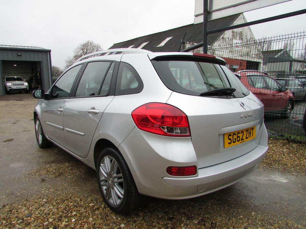 Renault Clio 1.2 Dynamique Tomtom Sport Tourer Euro 5 SG62ZHT Silver #5