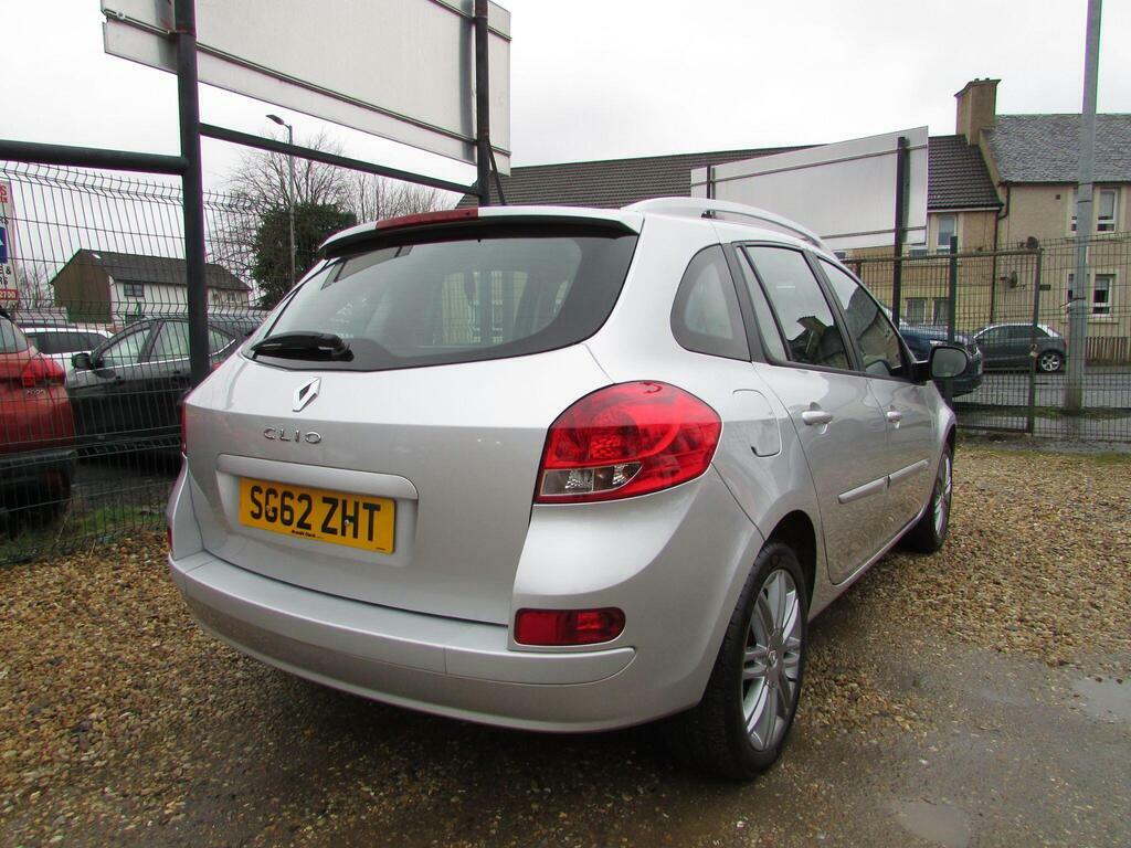 Renault Clio 1.2 Dynamique Tomtom Sport Tourer Euro 5 SG62ZHT Silver #3