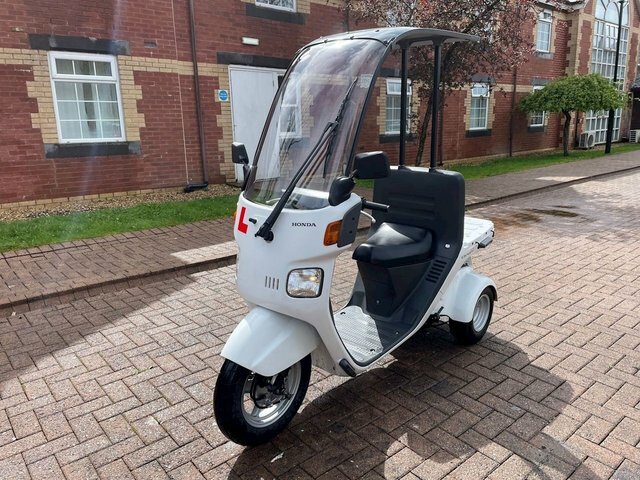 Honda Scooter LJ70EYF White