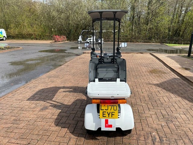 Honda Scooter LJ70EYF White #4