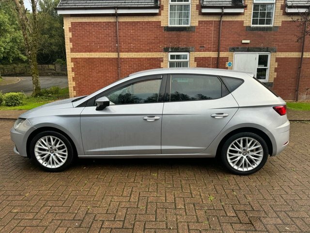 Seat Leon Hatchback CF17XJD Silver #2