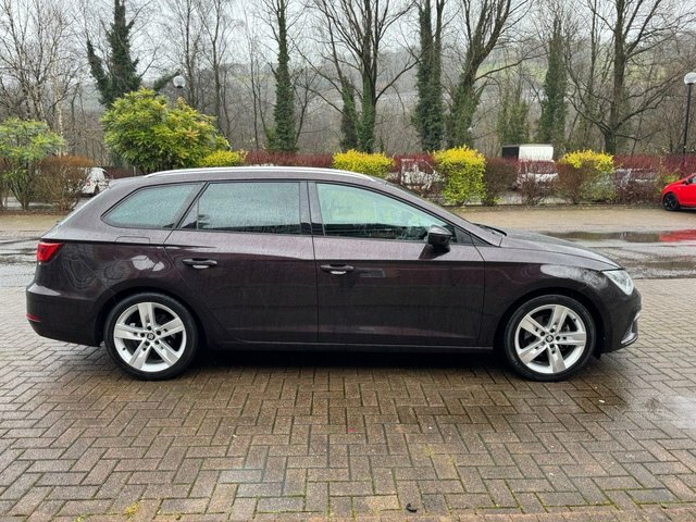 Seat Leon Estate WJ18GSY Purple #4