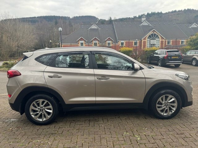 Hyundai Tucson Suv CE65MHK Beige #6