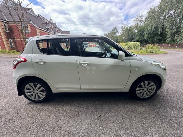Suzuki Swift Hatchback NV14TTE White #5