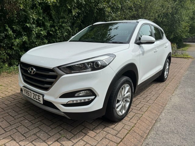 Hyundai Tucson Suv White