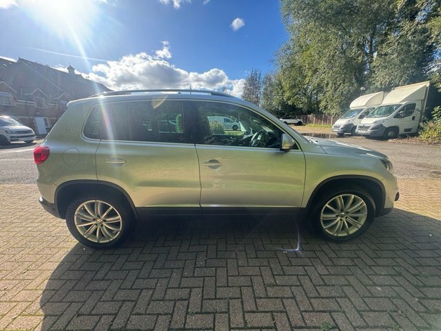 Volkswagen Tiguan Suv VK12URR Silver #5