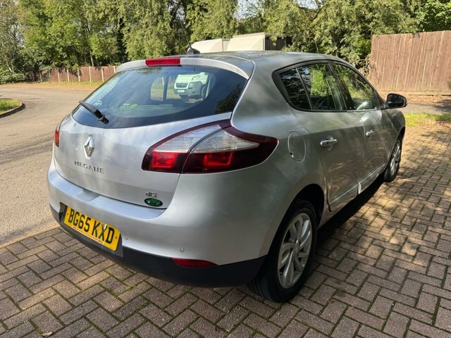 Renault Megane Hatchback BG65KXD Silver #4