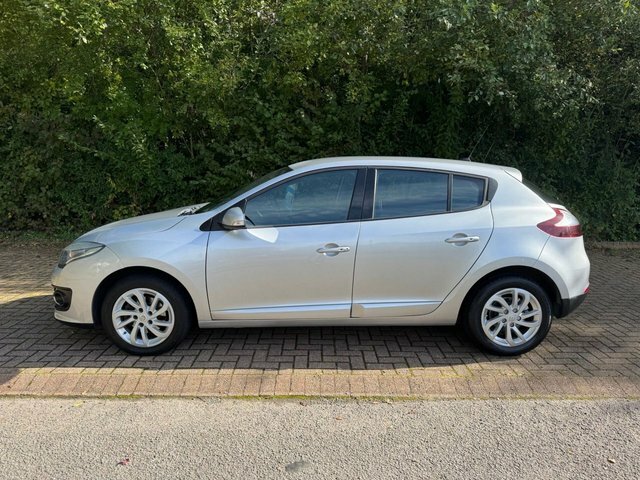 Renault Megane Hatchback BG65KXD Silver #2