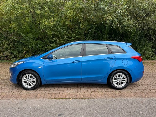 Hyundai I30 Estate EX65UNH Blue #2