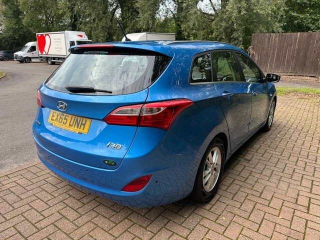 Hyundai I30 Estate EX65UNH Blue #4