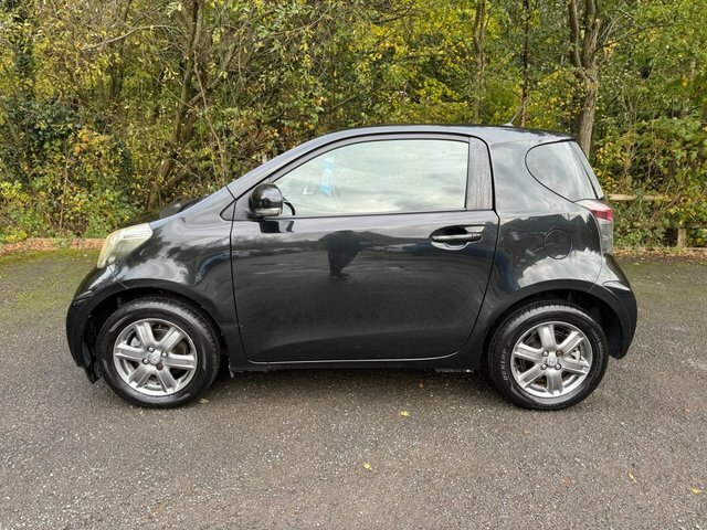 Toyota IQ Hatchback BN59OHW Black #2